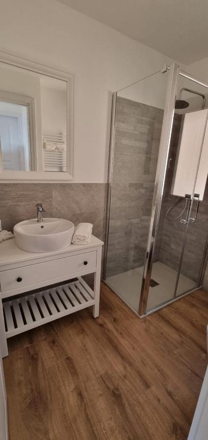 Chalet Sophie - Luxury Chalet Roletto Eksteriør bilde