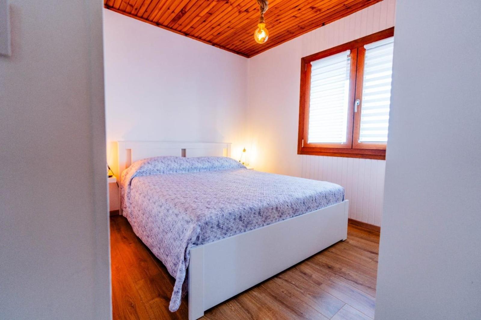 Chalet Sophie - Luxury Chalet Roletto Eksteriør bilde