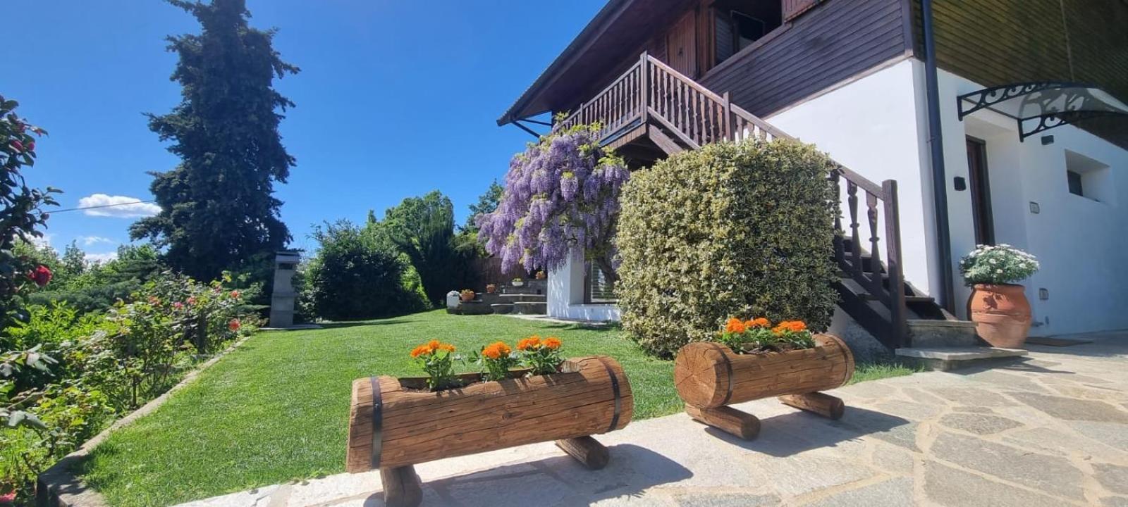 Chalet Sophie - Luxury Chalet Roletto Eksteriør bilde